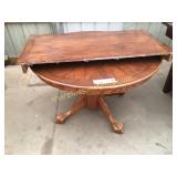 Dining room table w/leaf