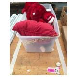 Stuff animals, pillow