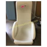 Plastic gaming chair