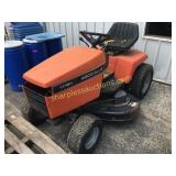 AGCO Allis Riding Mower