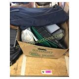 Bag, indoor puttng tee, tins