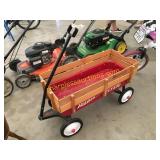 Radio Flyer red wagon