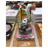 Xmas boxes, potpourri, toy