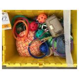 Household items, quantity 4, Totes not included