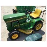 John Deere riding mower 112