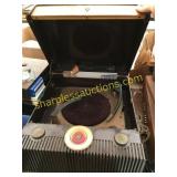 Motorola record player, Soundesign receiver, misc