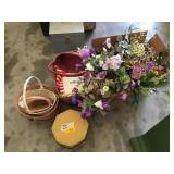 Baskets, artificial flowers