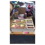 Condiment holders, popcorn kernels, misc