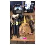 B&D mouse sander/polisher, tool belt, funnel, misc