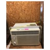 Hampton Bay room air conditioner, 7 day guarantee