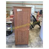 Tall cabinet w/door