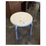 Handicap stool