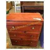Chest of drawer
