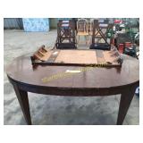 Dining room table w/leaf, chairs(4)