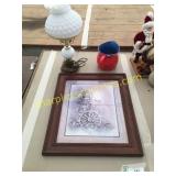 Table lamp, picture, misc