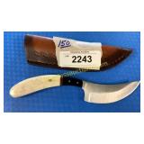 Hunting knife with sheath