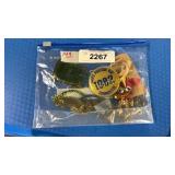 Assorted vintage items