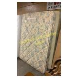 Queen bed  set box + mattress