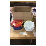 Ceramic baking dishes