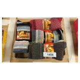 4 packs of 4 Hue wool crew socks