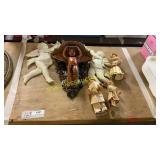 Angels & cherubs, carolers