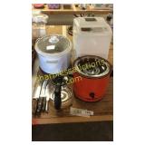 Crockpots, toastmaster breadmaker