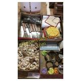 Seashells, knives, pins, pot holders