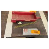 International tractor wagon toy