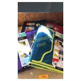 2 five star zipper binders, 2 five star plastic