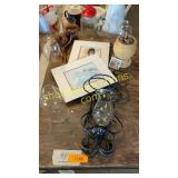 Floats, handing candle decoration