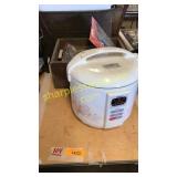 Crock pot, vintage furniture parts