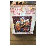 Outdoor Christmas decor