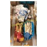 Gloves, over the hill, slippers