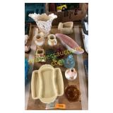 Red Wing vase, USA dishes