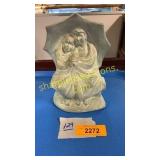 Isabell bloom - couple with umbrella