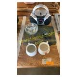 Boom box, kitchen items