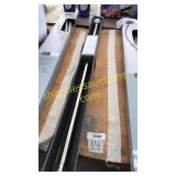 Threshold curtain rod