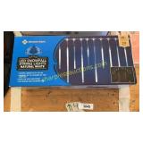 LED snowfall string lights