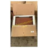 Corner curio cabinet/carton A-oak