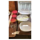 casserole dishes with lids, glass Tupperware