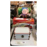 Doll trunk, cabbage patch kid, floor sweeper