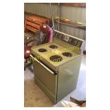 Hot point electric stove (7 day guarantee)