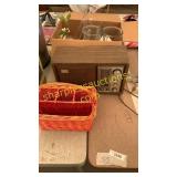 Sony vintage radio, assorted household goods