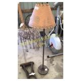 Floor lamp