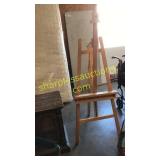 Large easel