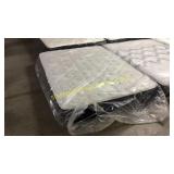 NEW Sealy Premium posturepedic queen size