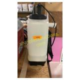 4 gallon backpack sprayer