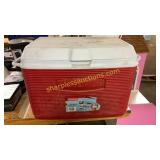 Rubbermaid cooler