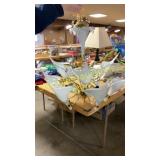 Gold light w/ hanging sconces