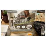 All season 3 piece weighted blanket